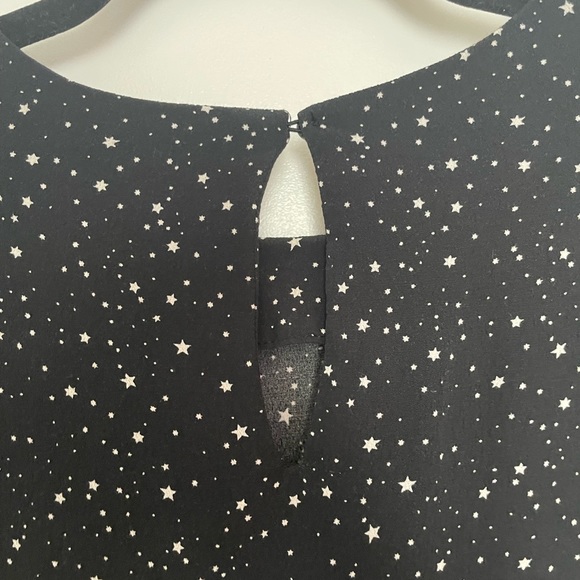 H&M Black Star Printed Top - Picture 4 of 8